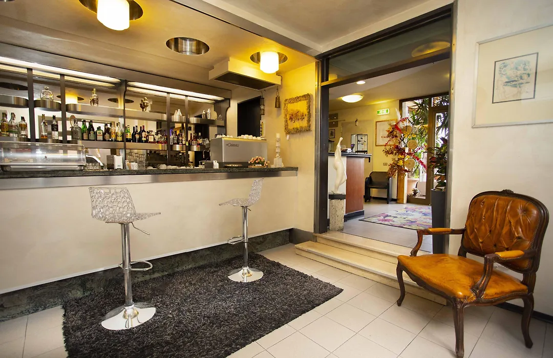 Hotel Solarium-1